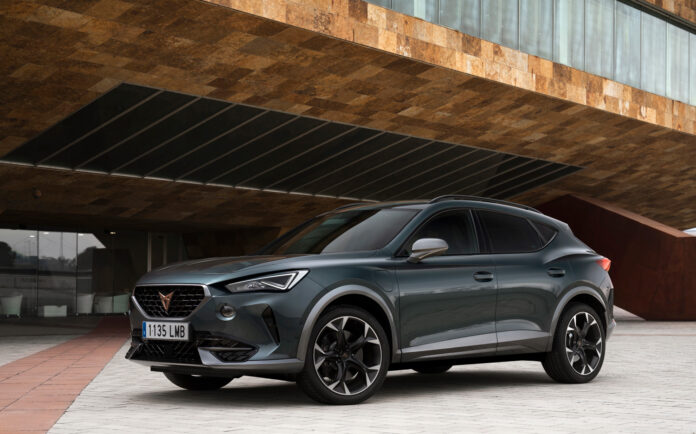 autoreport-CUPRA-Formentor-e-Hybrid_01_HQ