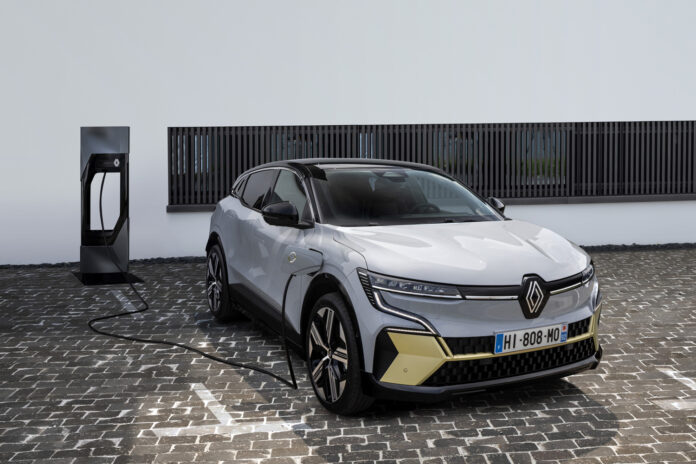 renault-megane-etech-frontal