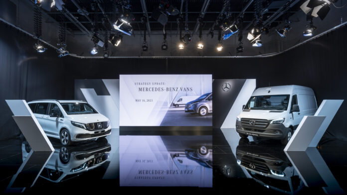 Strategy Update: Mercedes-Benz Vans will seine Position als führender Hersteller leichter Premium-Nutzfahrzeuge weiter ausbauenStrategy Update: Mercedes Benz Vans to further strengthen its position as the leading manufacturer of premium light commerci
