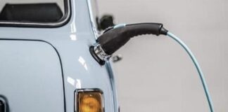 El PP propone ayudas para transformar vehículos de combustión en eléctricos