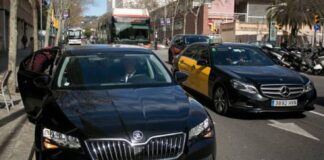 La nueva ley de transporte de la Generalitat puede acabar con el servicio de las VTC en Cataluña, según las compañías del sector