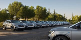 Renault entrega una flota de 80 Austral E-Tech full hybrid a la Presidencia española de la Unión Europea