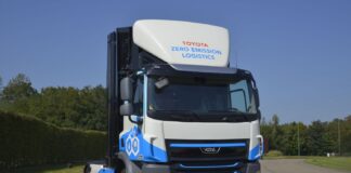 Toyota activa las pruebas de su camión de pila de combustible de hidrógeno para logística y distribución