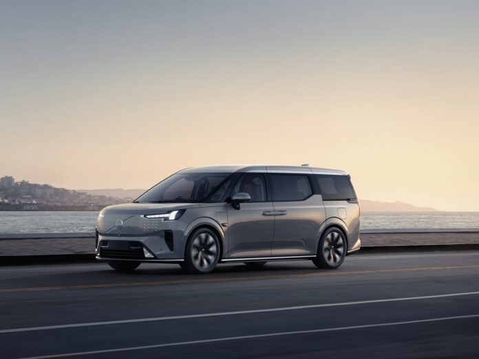 Volvo EM90 PR Images