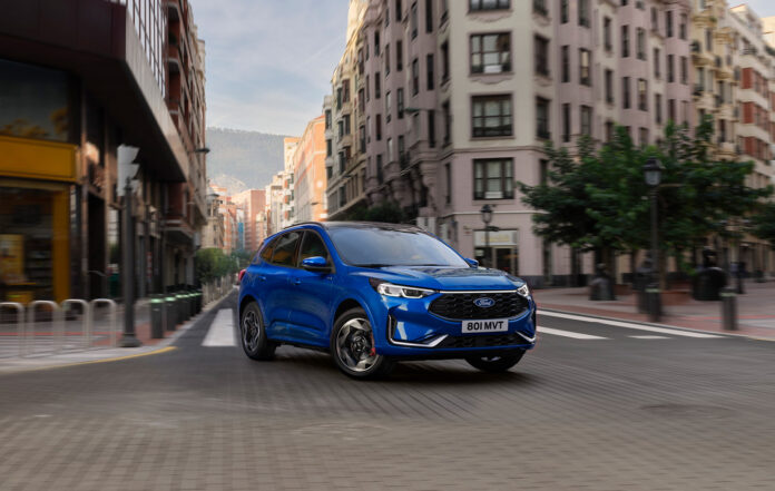 2023_FORD_KUGA_ST-LINE_01