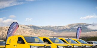 Alphabet extiende su acuerdo con Correos y suministra a su flota otras 960 unidades del Renault Kangoo