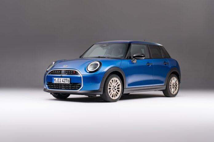 P90553902_highRes_mini-cooper-s-5-door