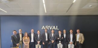 Tras una década colaborando, Arval y Quadis renuevan sus acuerdos para impulsar la movilidad sostenible