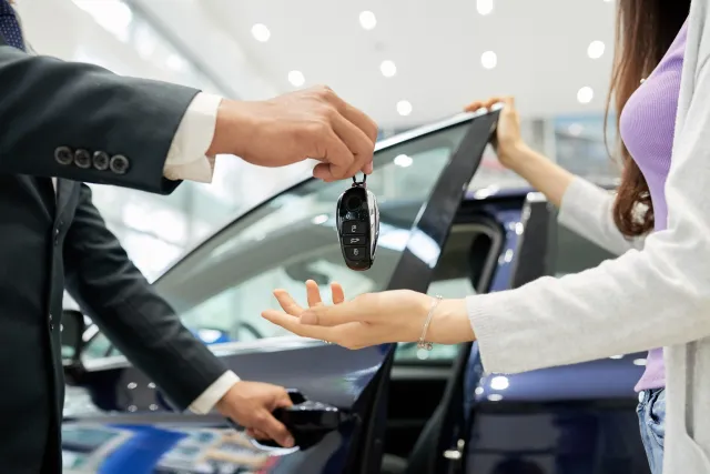 ¿Compro-mi-coche-en-propiedad-Renting-o-pago-por-uso