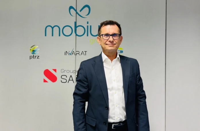 GILLES REDARD MOBIUS