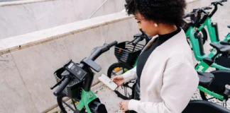 Huelva estrena 300 bicicletas eléctricas de Bolt para impulsar la micromovilidad sostenible