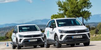 25 años ayudando a mejorar los hábitos de los conductores profesionales: Escuela de Conducción Ayvens