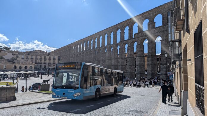 Autobús urbano en Segovia